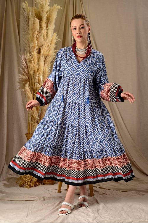 MARIN PÜSKÜL DETAYLI V YAKA ELBİSE